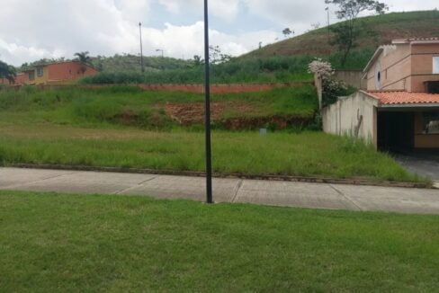 302133383_530961225468416_9202480161734076319_n-edit