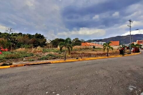 302200352_3828746163915616_5292003070247410493_n-edit