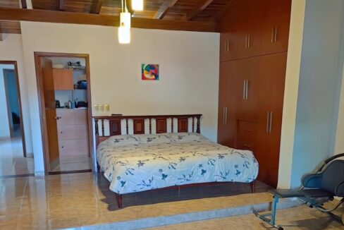 Captura de pantalla 2022-09-18 025006-edit