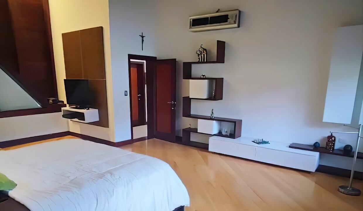 Captura de pantalla 2022-09-18 234427-edit