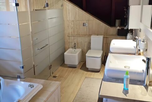 Captura de pantalla 2022-09-18 234452-edit