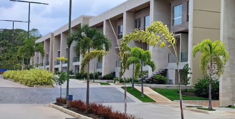 Town House en Urb. Altos de Guataparo