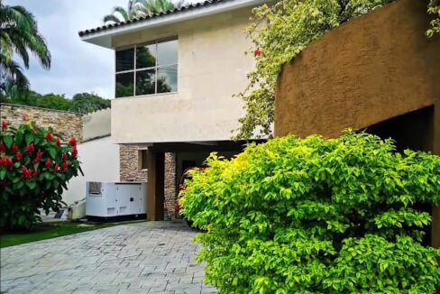 Captura de pantalla 2022-10-05 212105-edit