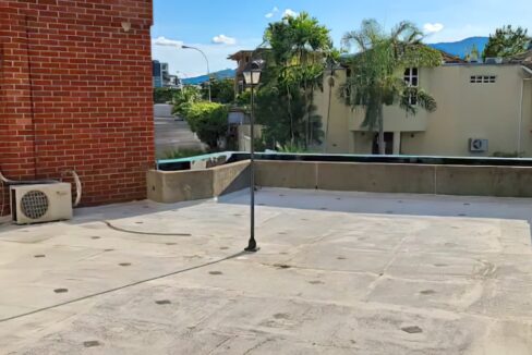 Captura de pantalla 2022-10-05 225014-edit