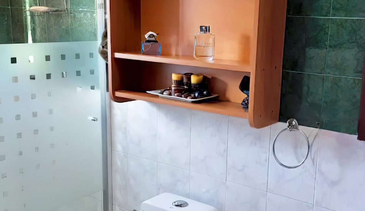 Captura de pantalla 2022-10-05 225054-edit