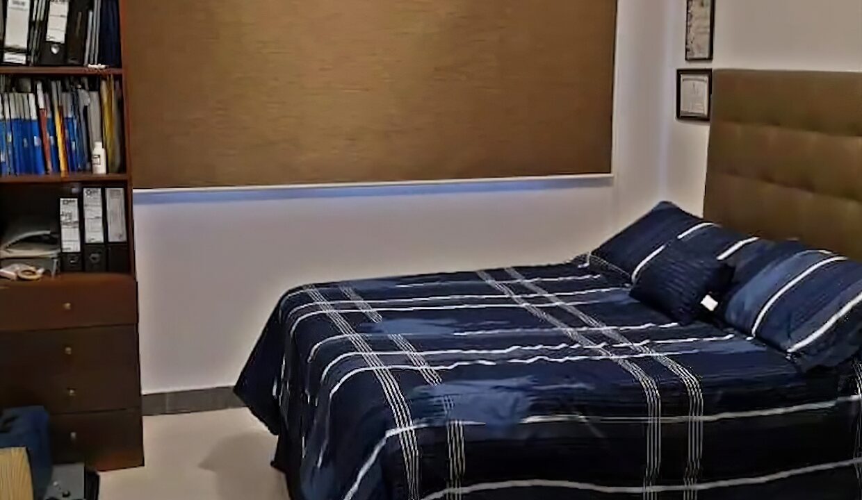 Captura de pantalla 2022-10-06 213741-edit