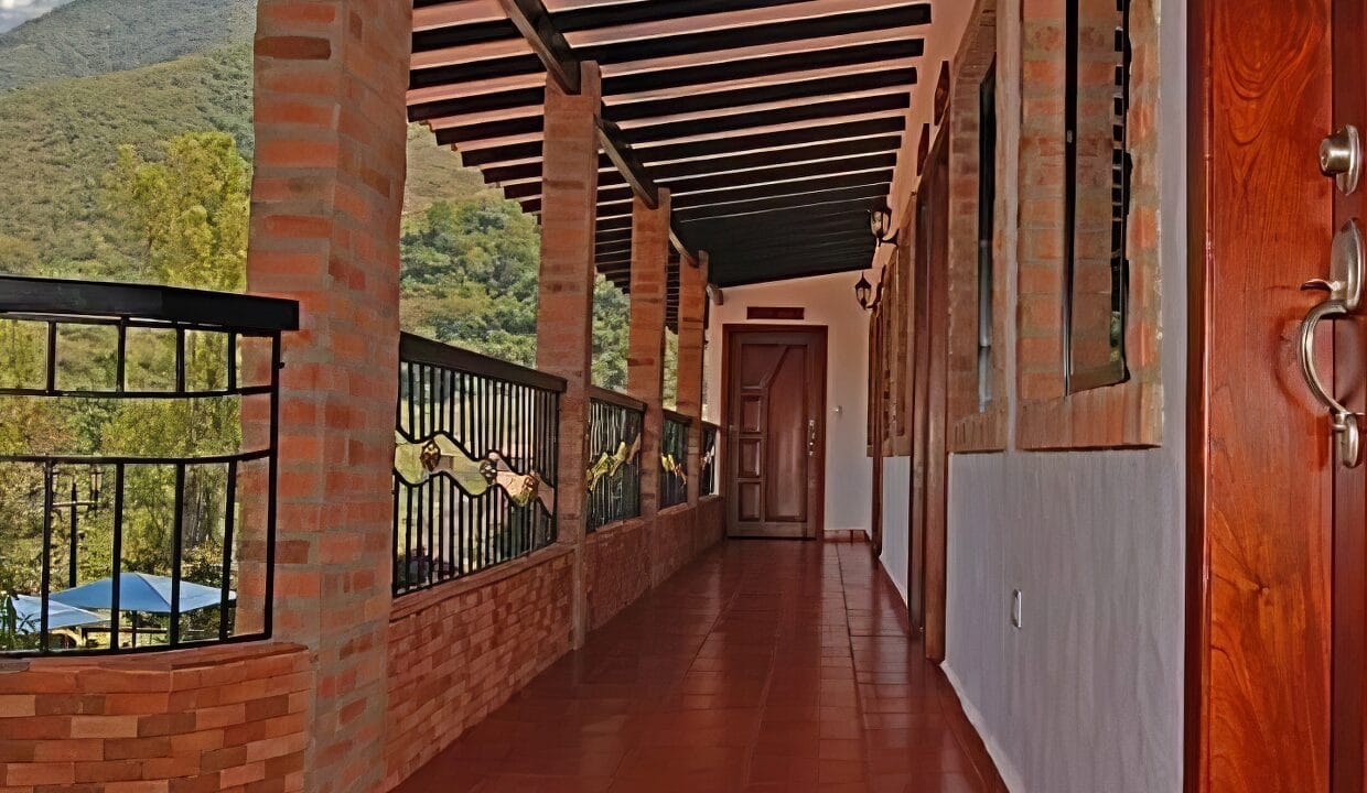 314377633_5563206193764352_3369179392089825245_n-edit