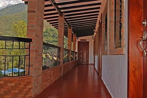 314377633_5563206193764352_3369179392089825245_n-edit