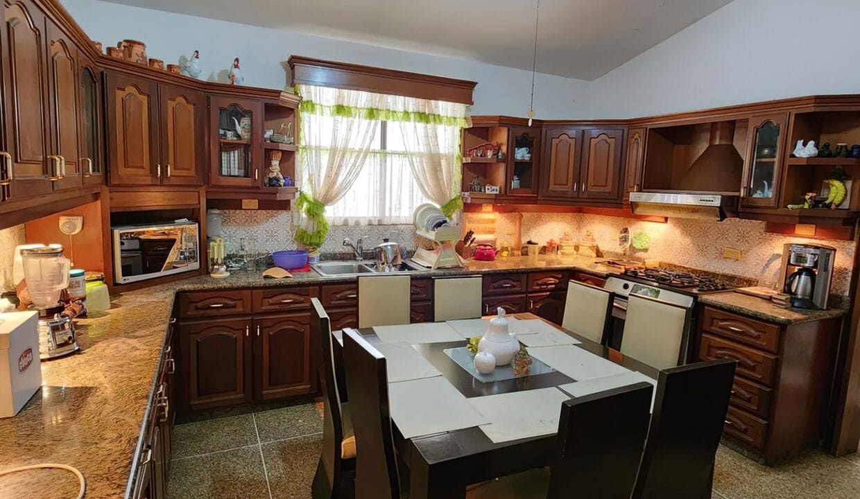 315183334_3254008208147930_9080280562775606210_n-edit