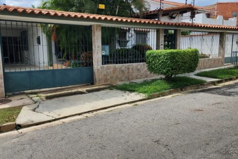 315324998_1270477660399030_6603726524562052216_n-edit