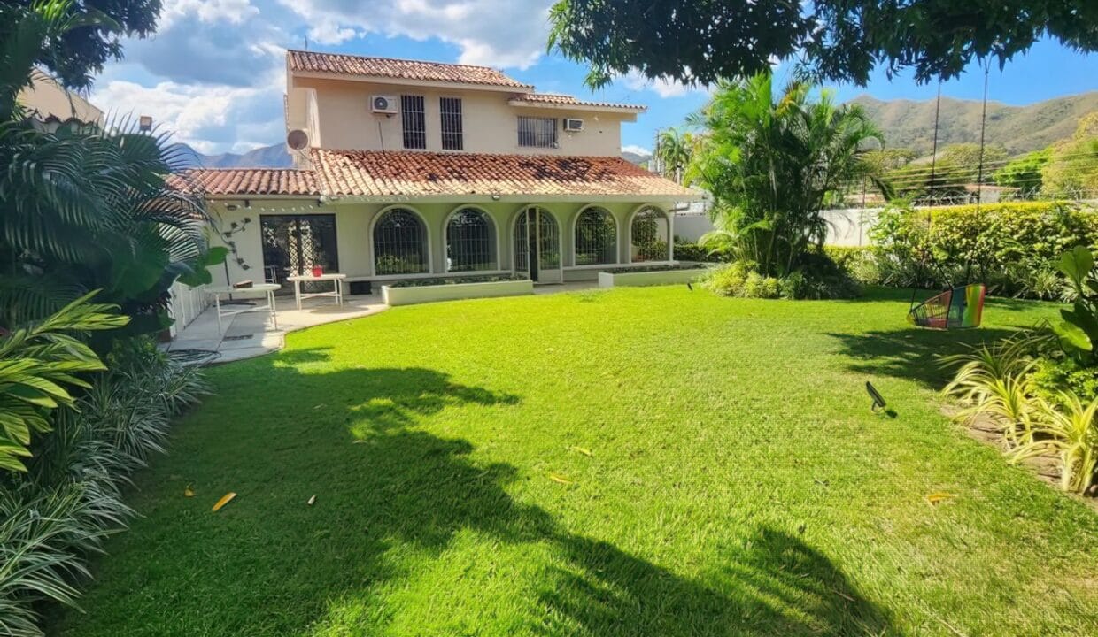 326305244_707574044083760_3671178752560037944_n-gigapixel-very_compressed-width-1240px