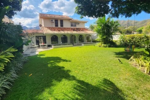 326305244_707574044083760_3671178752560037944_n-gigapixel-very_compressed-width-1240px