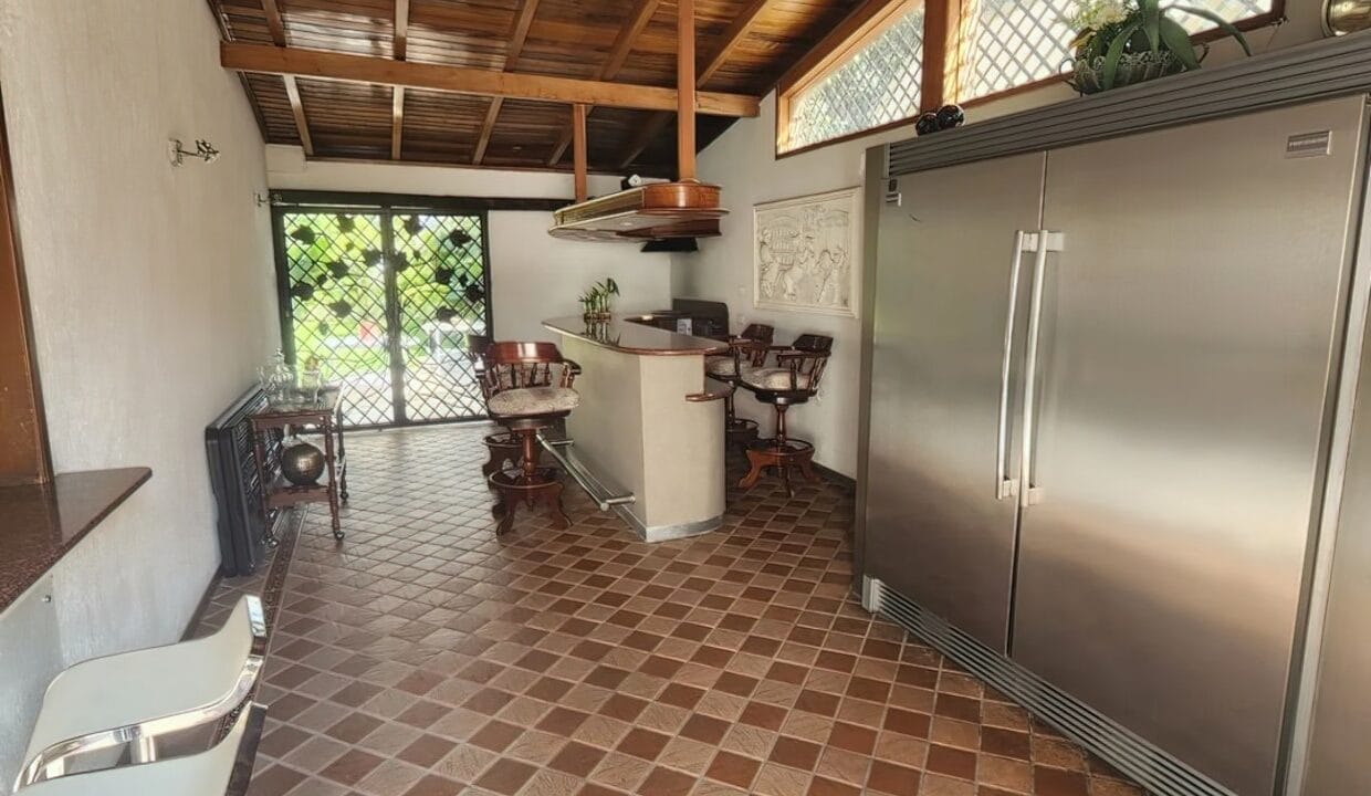 326334394_737005594303244_1109666354913300845_n-gigapixel-very_compressed-width-1240px