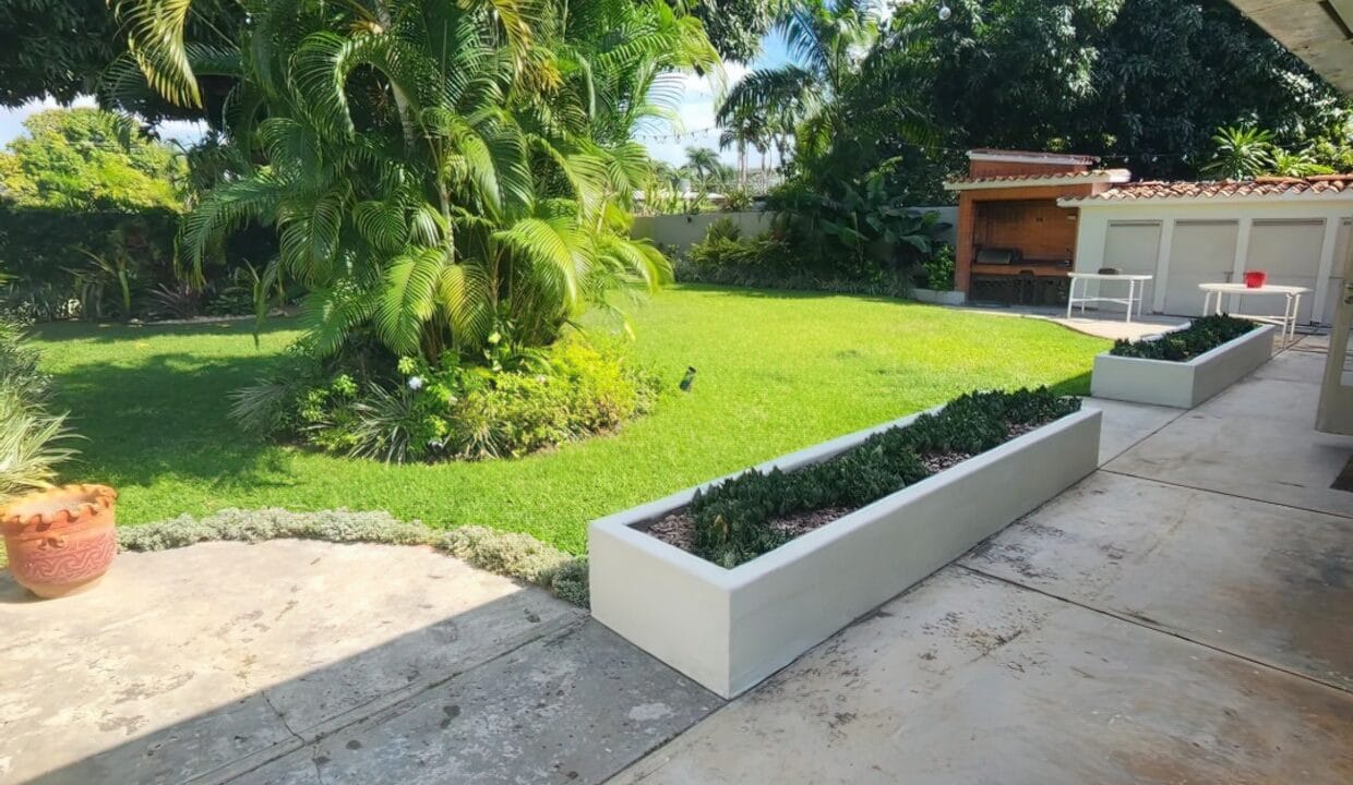 326392011_954467008869702_6526472542003442153_n-gigapixel-very_compressed-width-1240px