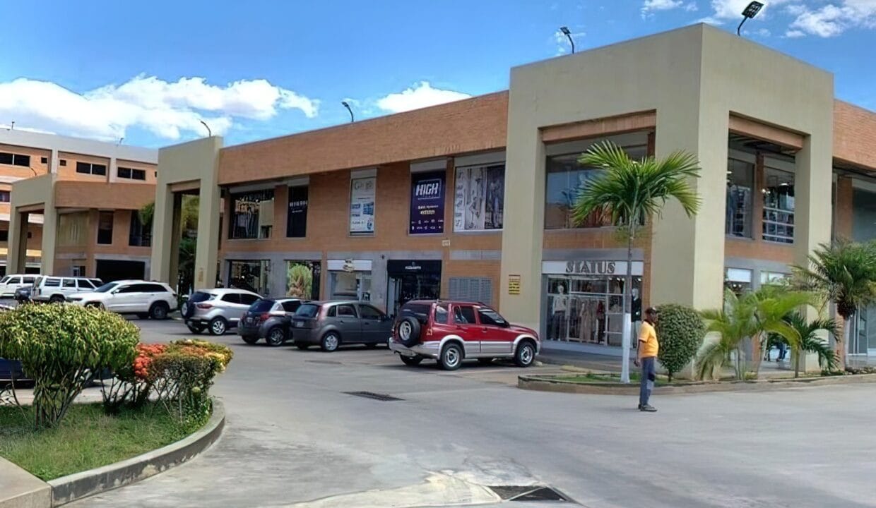 328101362_572347207847710_1293141840928327130_n-gigapixel-very_compressed-width-1240px