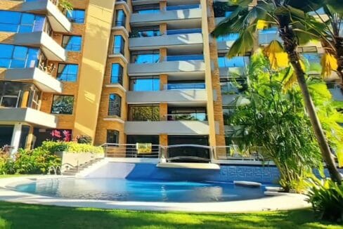 1-gigapixel-very_compressed-width-1240px