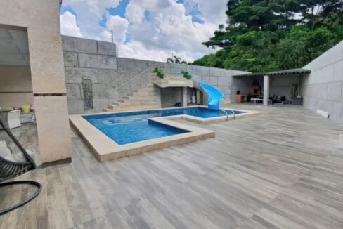 Screenshot_4-gigapixel-low_res-width-1240px