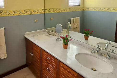 Screenshot_9-gigapixel-low_res-width-1240px