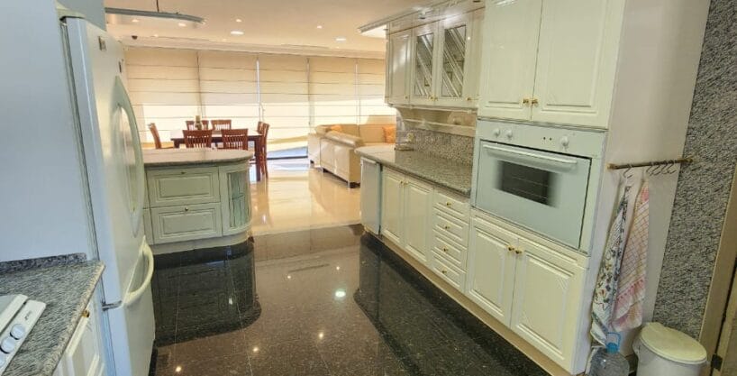 Venta de Apartamento Lujoso en Urb. La Trigaleña