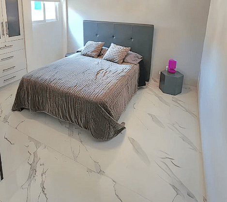 Venta de PH Duplex Lujoso en Urb. La Trigaleña