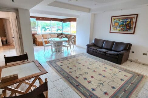 409035282_242274695545971_7450768003643016295_n