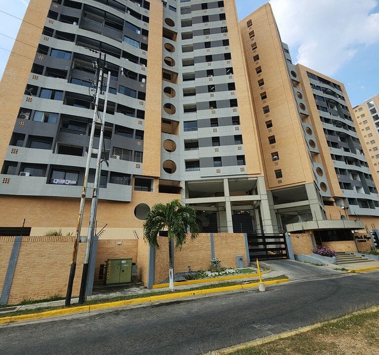 444480659_350371414736298_2111539853705344732_n