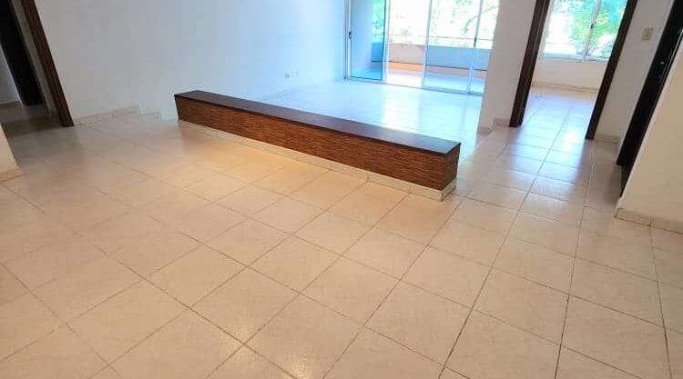 Venta de Apartamento en Urbanización. El Bosque