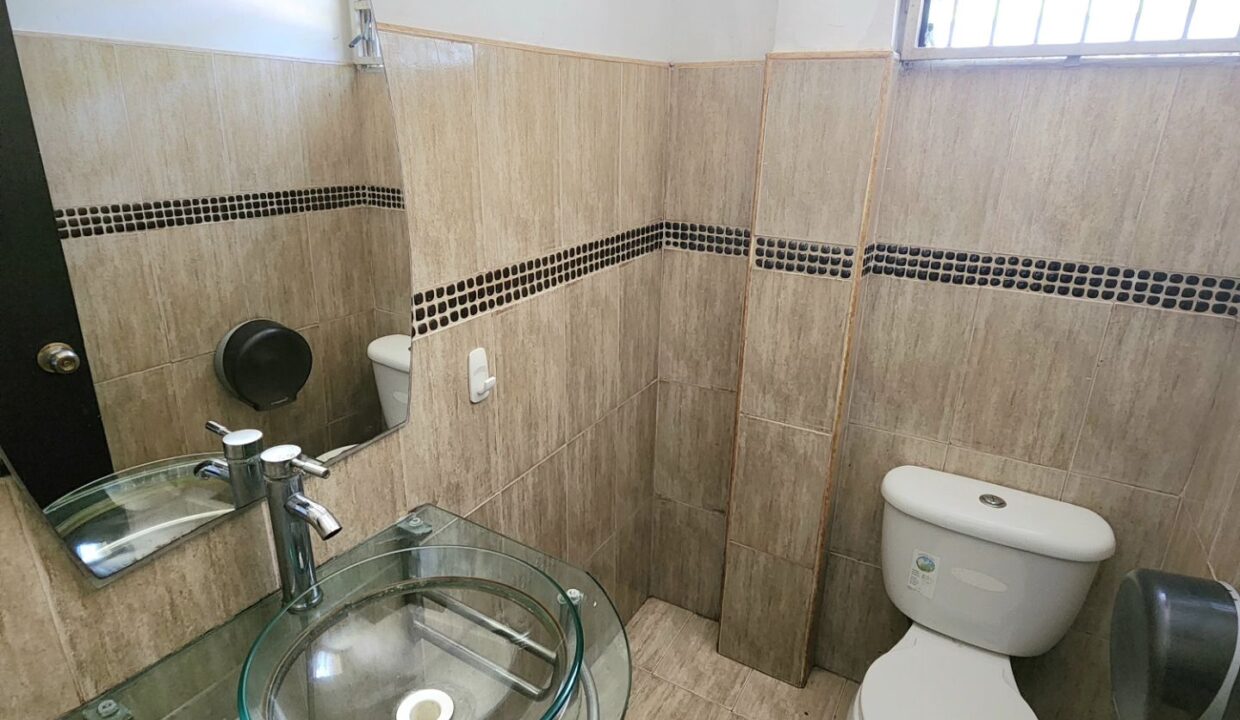 SaveClip.App_461248862_1252176016213688_7032985209231120198_n