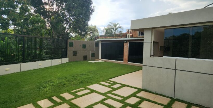 Venta de Town House en el Conjunto. Los Aleros