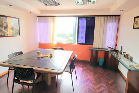 SaveClip.App_462460939_1057776919312048_2664921055825546902_n