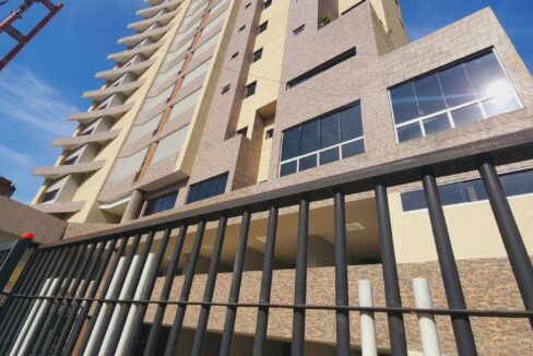 SaveClip.App_466663789_1102373634898141_8200534578983971806_n