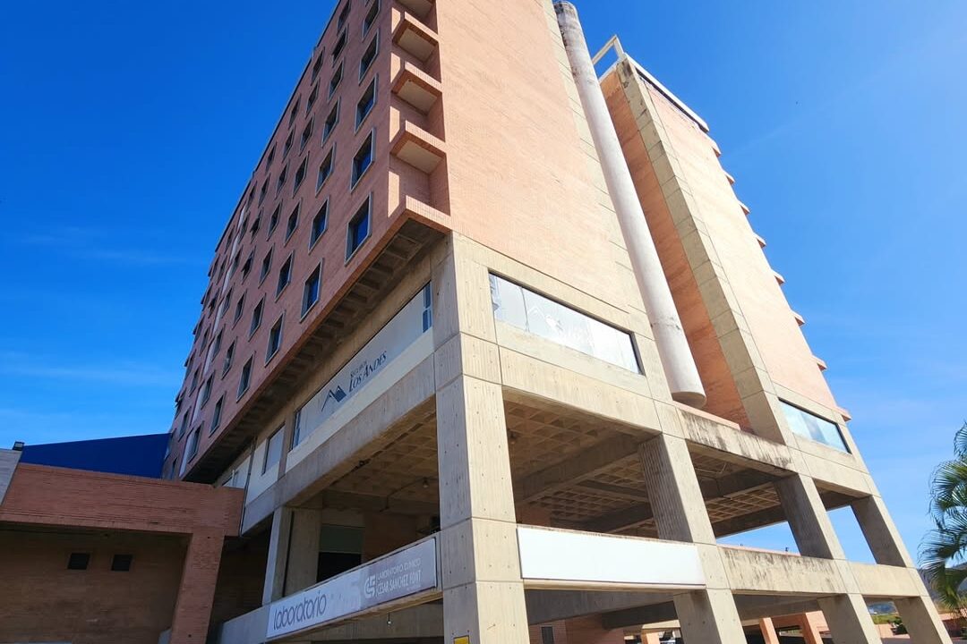 476402876_563695730004644_1446862122267399946_n