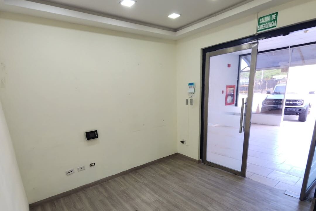 478945425_2489827341381406_8300631350939965568_n