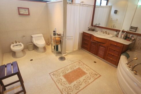 SaveClip.App_486445379_1558561264835652_2032430861459477208_n