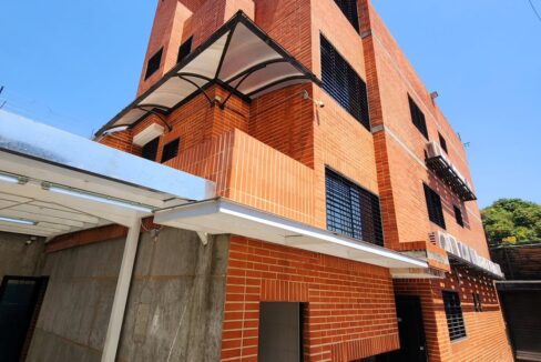 SaveClip.App_491441675_1346622926435991_3696796432177747235_n