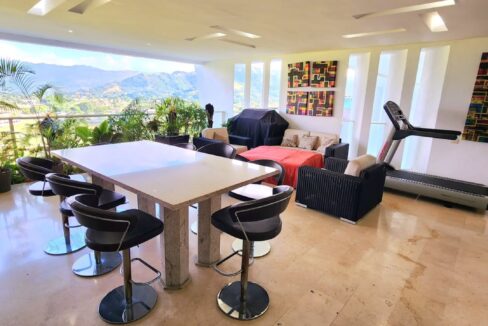 SaveClip.App_525469745_1049197650666755_5253377746018607288_n