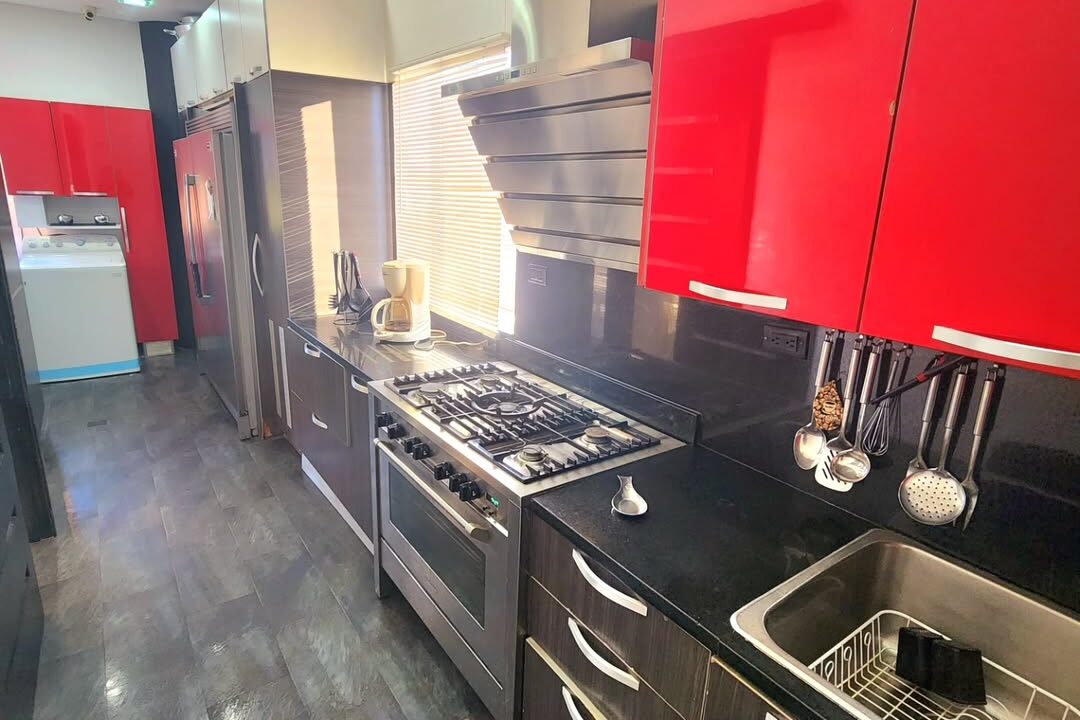 SaveClip.App_527180998_1898442190936441_7016623253939320745_n