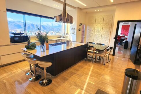 SaveClip.App_527346643_2372395086491164_5048869124569897815_n