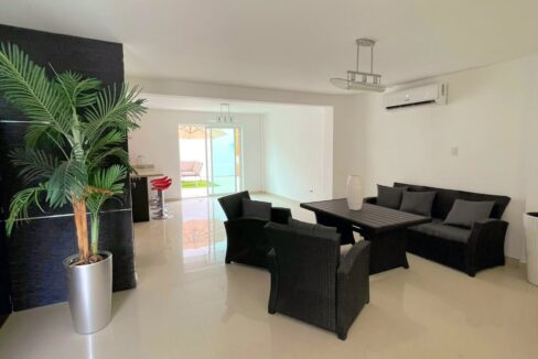 SaveClip.App_542814951_18063395498461105_1003011767354420982_n