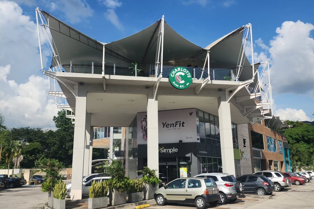 SaveClip.App_557343945_18066289862461105_1214368295392005659_n