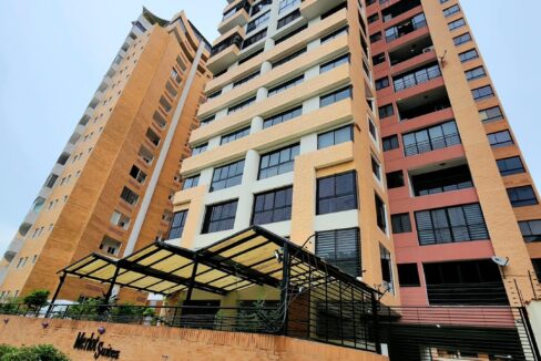 SaveClip.App_560429543_18066861344461105_123194373237512411_n