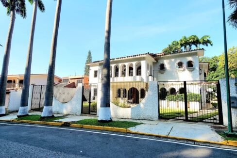 SaveClip.App_561888382_18529278667000499_3278848040202695152_n