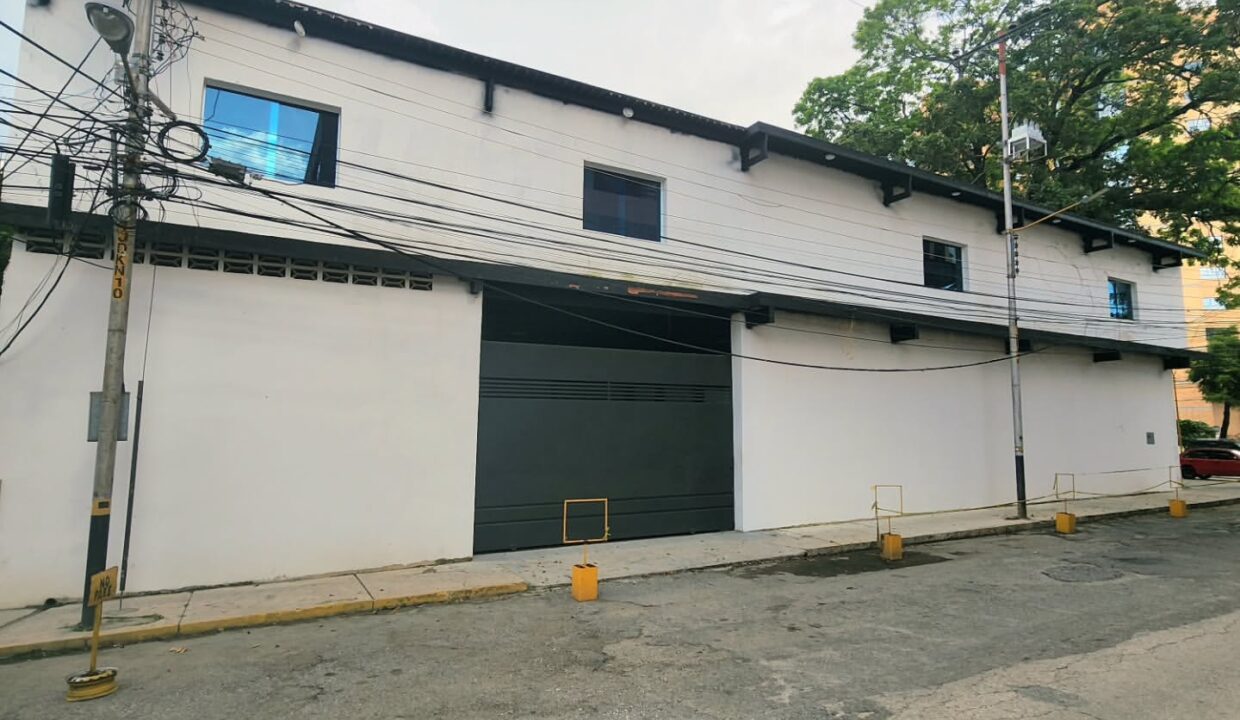 SaveClip.App_565043846_18530963929000499_1843896419256342660_n