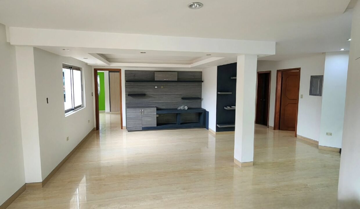 SaveClip.App_565293513_18531192634000499_968589934061710972_n