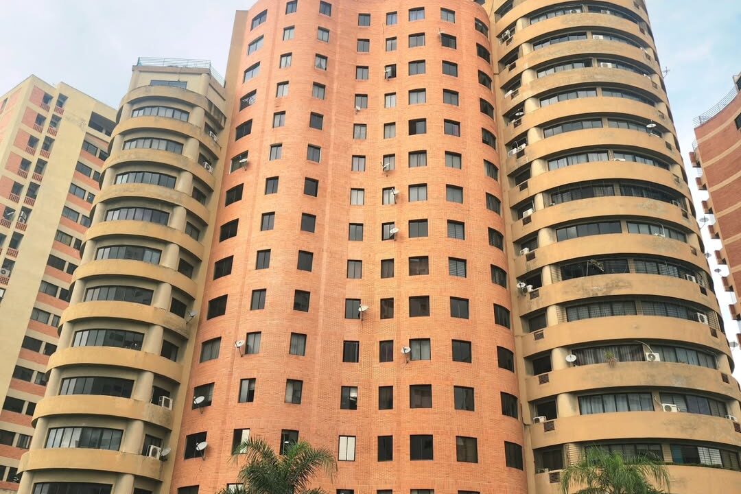 SaveClip.App_568616343_18533103889000499_6989435618166165084_n