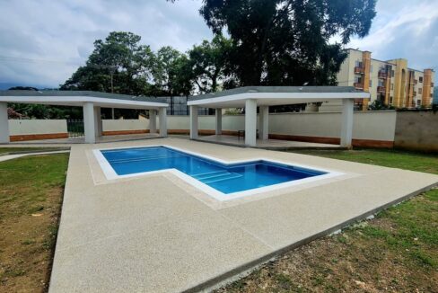 SaveClip.App_572233039_18534468856000499_2628825106009288056_n