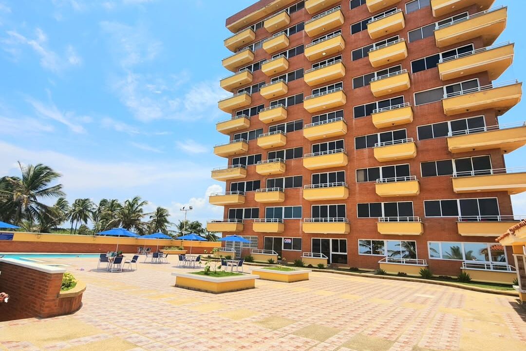 SaveClip.App_590414371_18073376615461105_7663745098661241157_n